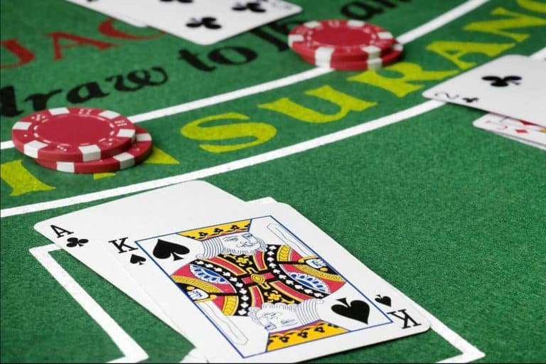 Ilustrasi pengguna sedang melakukan deposit dengan kontrol batas di platform manta128